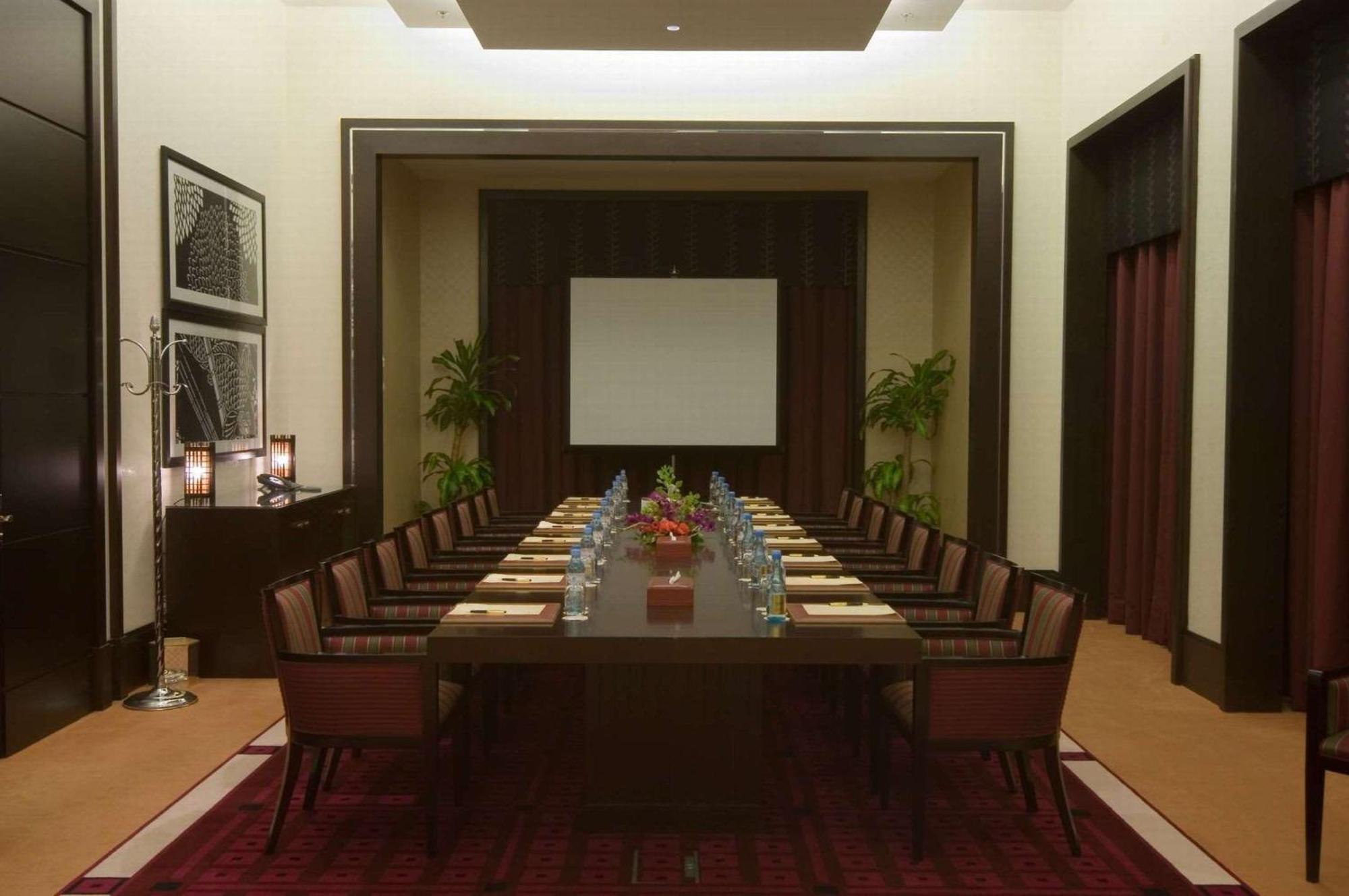 วาลดอร์ฟ แอสทอเรีย เจดดะห์ - กาสร์ อัล ชาร์ก Hotel เจดดาห์ ธุรกิจ รูปภาพ